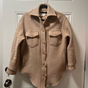 SMALL WILFRED MERINO WOOL SHACKET IN TAN